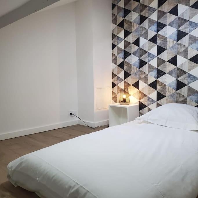 L'Atelier C Magnifique Loft Avec Terrasse Privee Apartment แซงต์-เอเตียน ภายนอก รูปภาพ