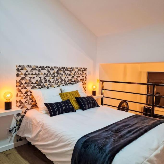 L'Atelier C Magnifique Loft Avec Terrasse Privee Apartment แซงต์-เอเตียน ภายนอก รูปภาพ